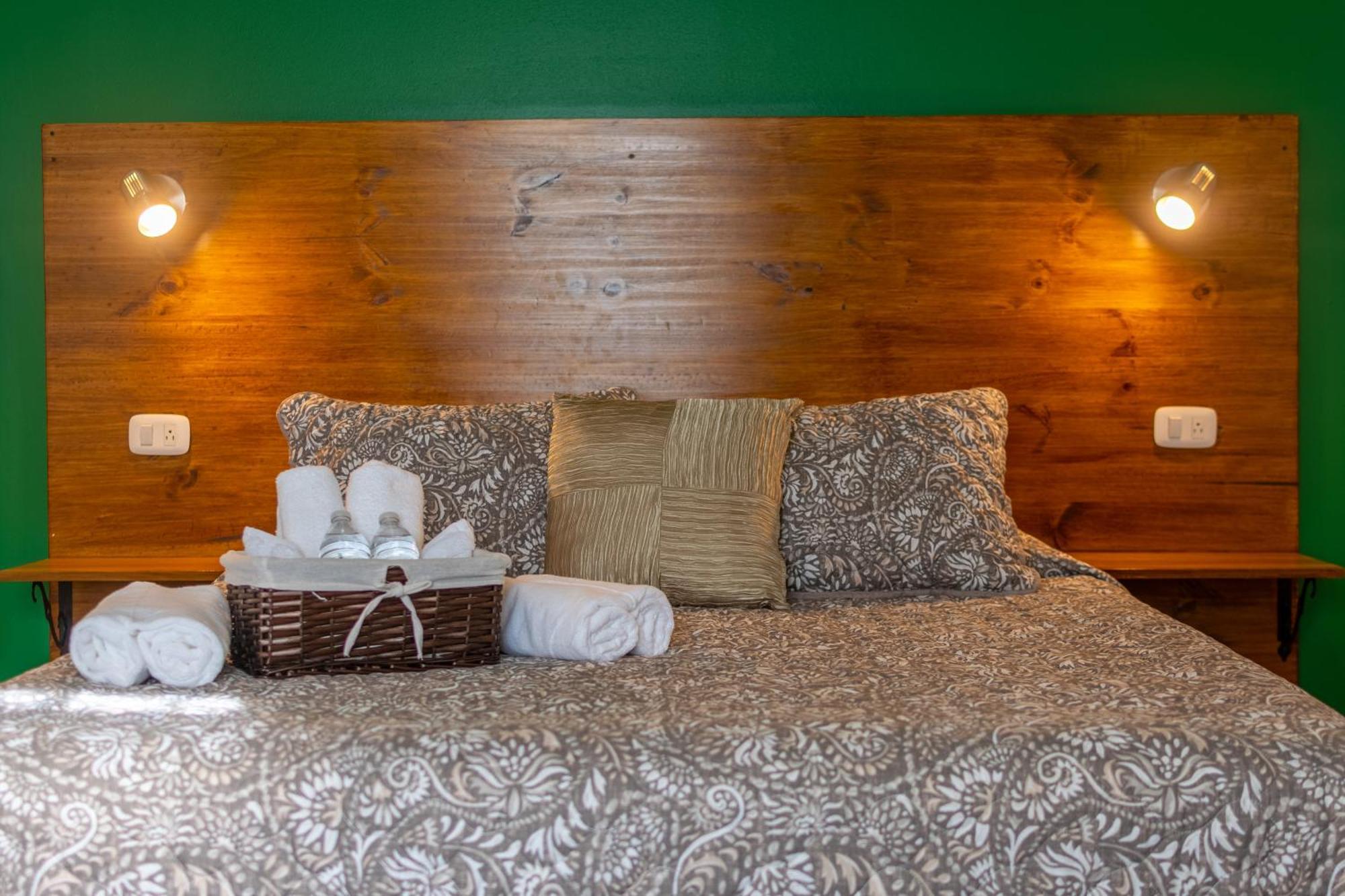 Alice Y Juancito Boutique Hotel 阿拉胡埃拉 客房 照片