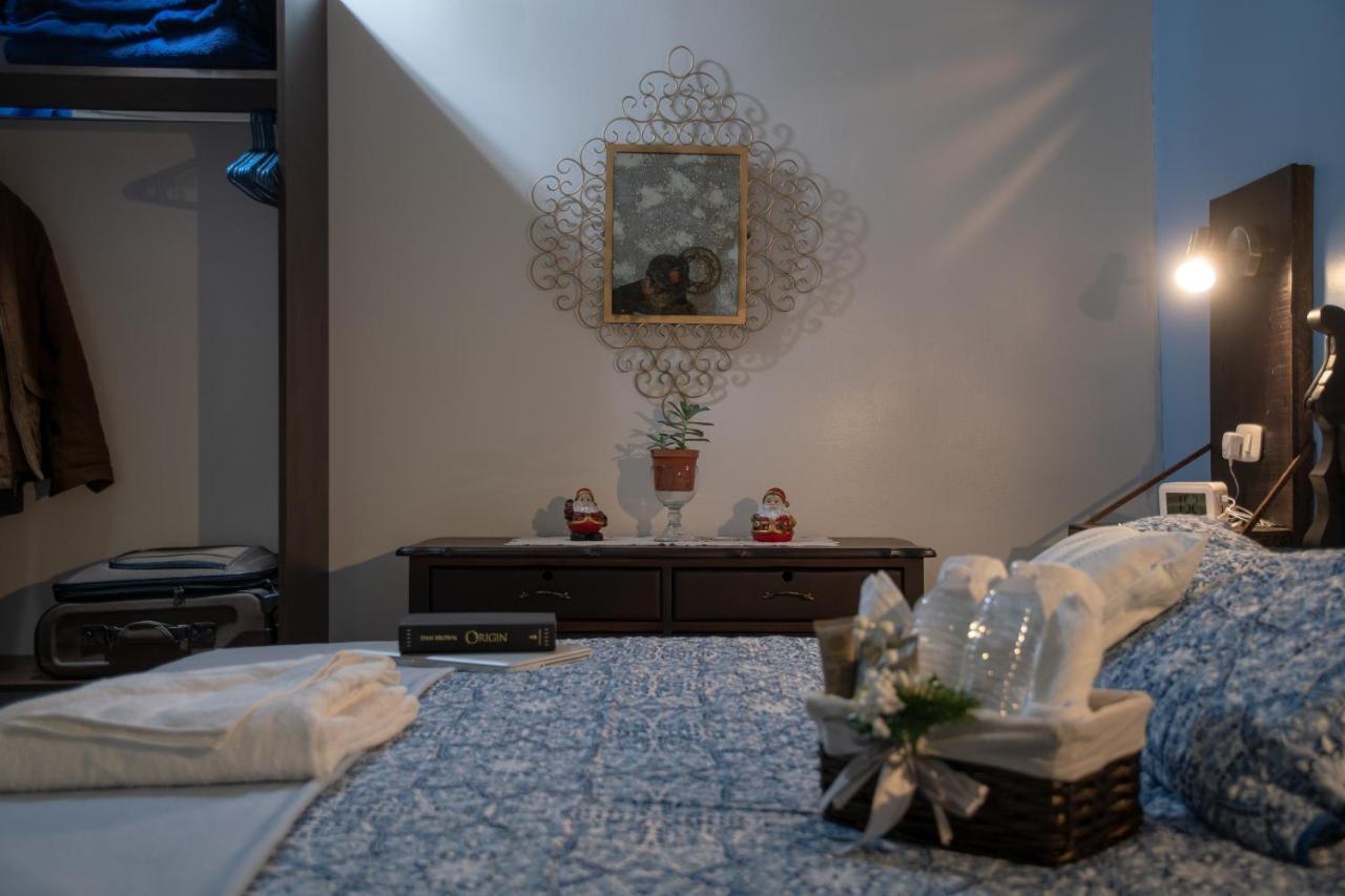 Alice Y Juancito Boutique Hotel 阿拉胡埃拉 外观 照片